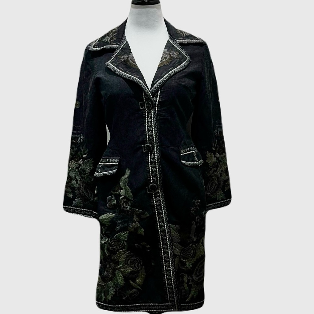 Carmen by Dance in Brazil Embroidered Black Coat Size Small